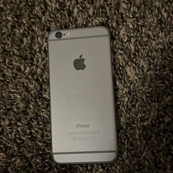 iPhone 6 has no problem, no crack no nothing - Picture 3 of 3